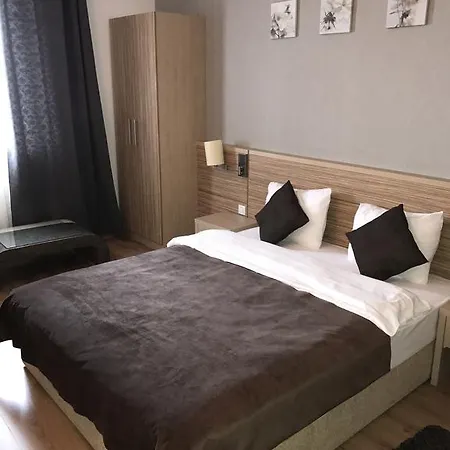 Urban 3* Bukareszt