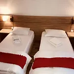 Urban 3*