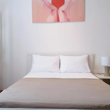 Urban Aparthotel