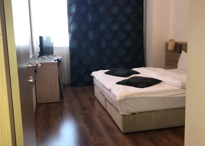 Urban 3* בוקרשט