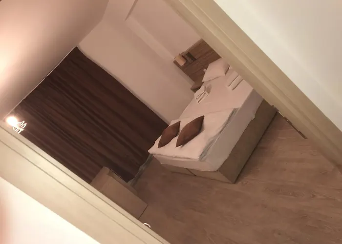 Urban Aparthotel 3*