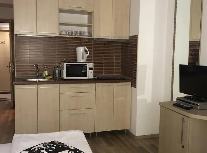 Urban 3*