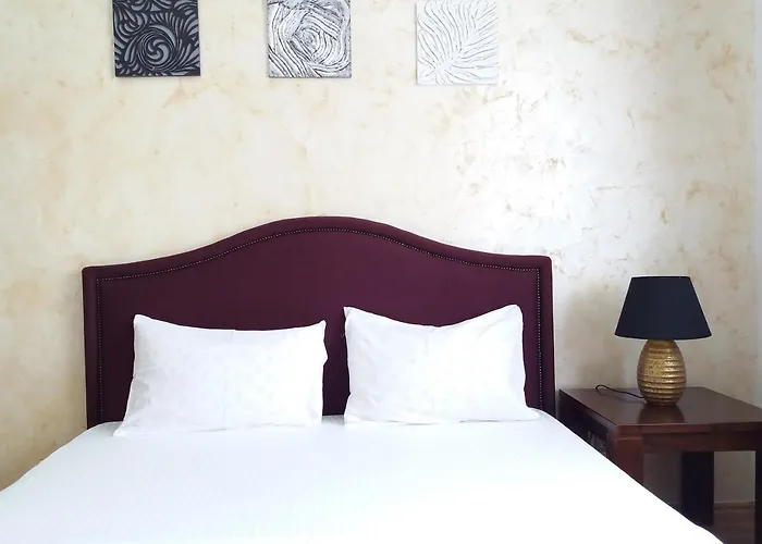 Urban Aparthotel