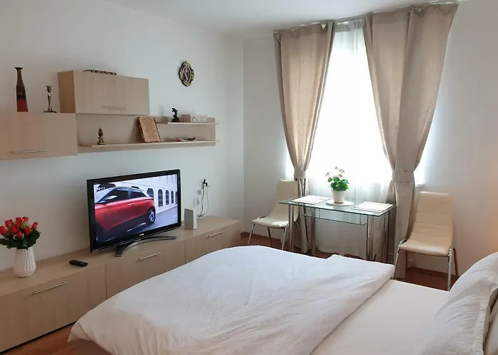 Urban 3*