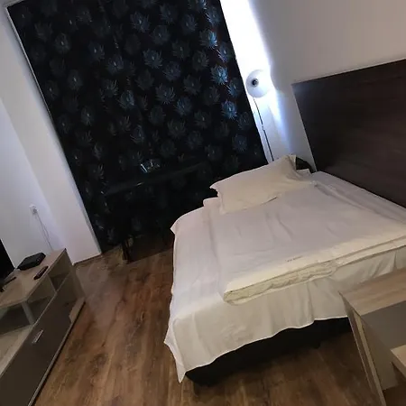 Urban Aparthotel Boekarest