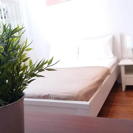 Urban Aparthotel Boekarest